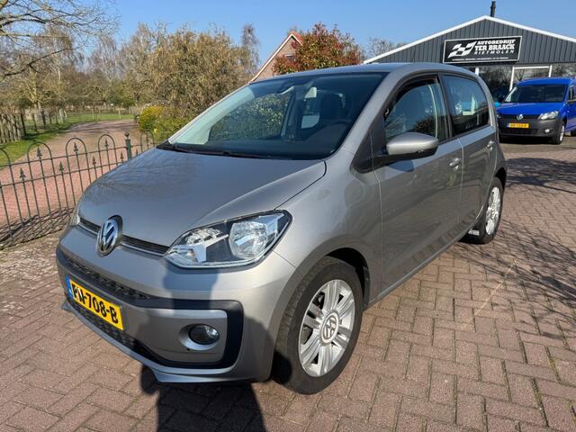 Volkswagen UP! 1.0 BMT high up! *Camera*Cruise *Dealer onderhouden!