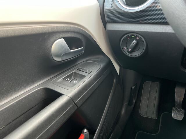 Volkswagen UP! 1.0 65pk Airco Bluetooth Lane Assist