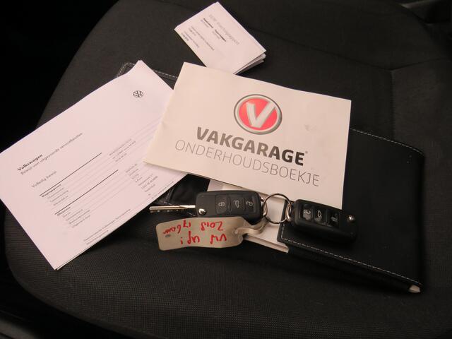 Volkswagen UP! 1.0 BMT move up! Executive * Rijklaarprijs incl. garantie * Airco * DAB+ * Bluetooth * 5 Deurs *