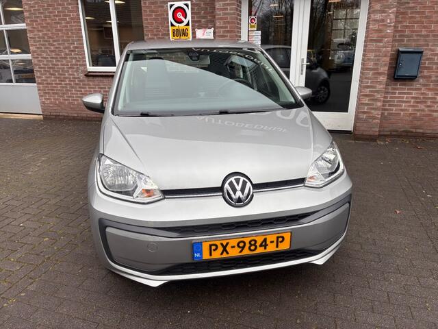 Volkswagen UP! 1.0 BMT MOVE UP!