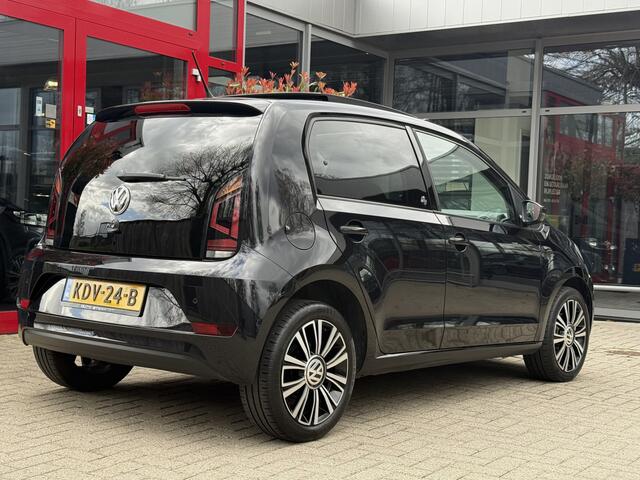 Volkswagen UP! 1.0 5 DRS *!* HIGH UP *!* AUTOMAAT *!* PANORAMADAK/ NAVI/ 16 INCH/ STOELVERWARMING/ PDC *!*