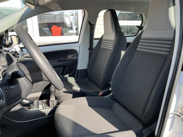 Volkswagen UP! 1.0 BMT move up! / AIRCO/ MULTIMEDIA/ 5 DEURS/ ZEER ZUINIG!