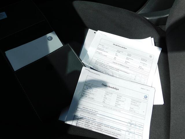 Volkswagen UP! 1.0 60PK MOVE UP!! All-in prijs!! DAB+ Bluethooth