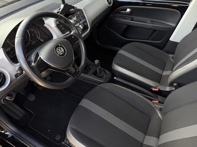 Volkswagen UP! 1.0 BMT high up! | zuinige auto | voorstoel verwarming | 15 inch velgen |