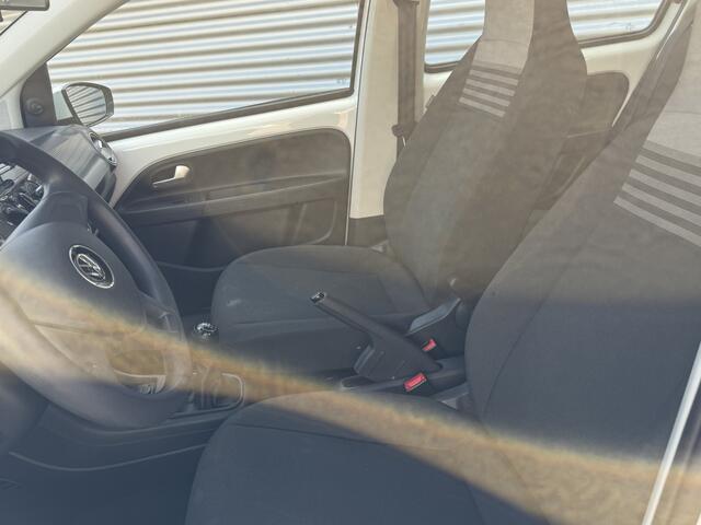 Volkswagen UP! 1.0 als nieuw! | Airco | DAB | Rijstrooksensor | Bluetooth | Elekt. Ramen | Eerste eigenaar! | RIJKLAARPRIJS INCL 12 MAANDEN GARANTIE EN BEURT