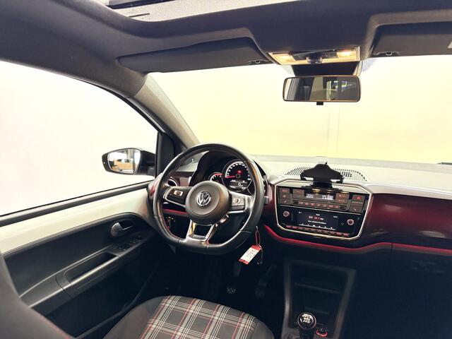 Volkswagen UP! 1.0 TSI GTI / Pano / Beats / Camera / Clima