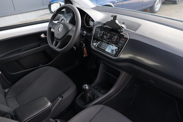 Volkswagen UP! 1.0 BMT move up! | DAB | Airco |