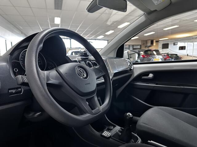 Volkswagen UP! 1.0 BMT move up!/ 5-DRS/ Maps+More/ LED Dagrijverl./ Airco/ DAB+/ Bluetooth/ Elek.Pakket/ Isofix/ C.V.Afstand/ Deelbare achterbank.