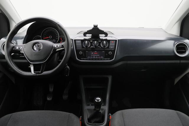 Volkswagen UP! 1.0 BMT move up! Camera, Cruise, DAB, Airco, PDC