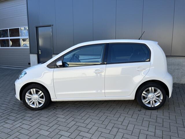 Volkswagen UP! 1.0 BMT high up!