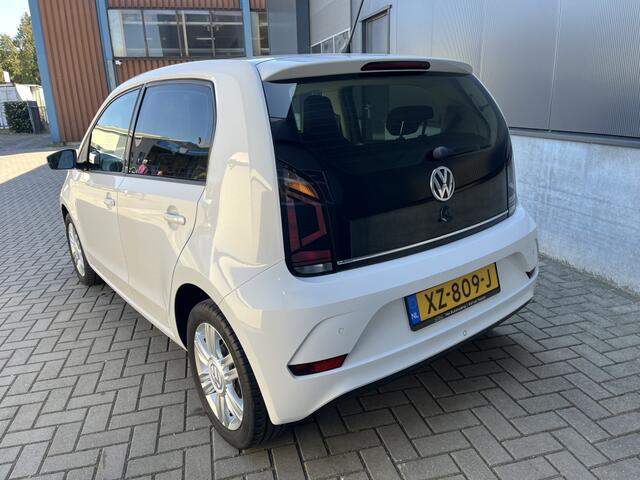 Volkswagen UP! 1.0 BMT high up!