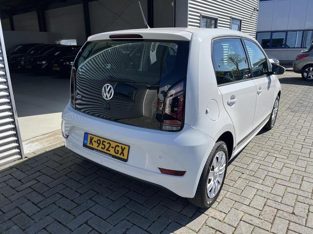 Volkswagen UP! 1.0 BMT move up!