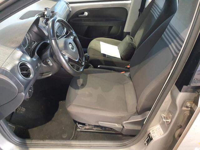 Volkswagen UP! 1.0 Move up! Achteruitrijcamera | Climate Control | Stoelverwarming | Parkeersensoren | Cruise Control |