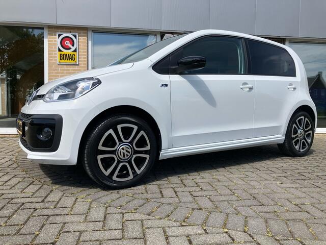 Volkswagen UP! 1.0 high up met R-line pakket!