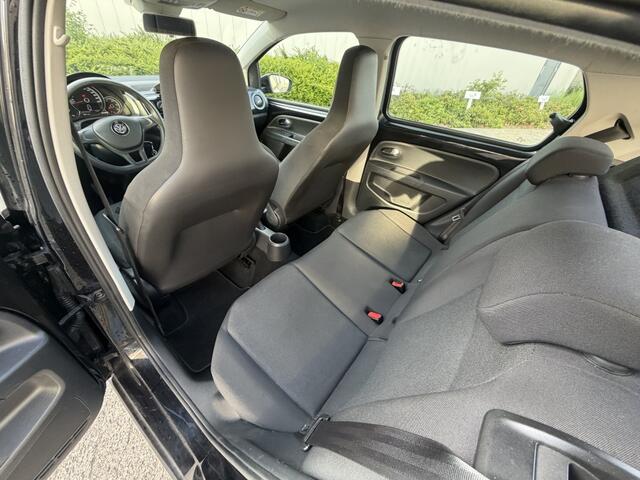 Volkswagen UP! 1.0 BMT move up | 5 drs | bluethoot |