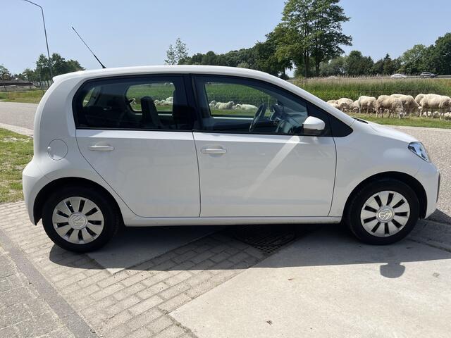 Volkswagen UP! 1.0 BMT move up! / Airco / Bluetooth /