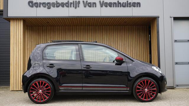 Volkswagen UP! 1.0 60pk 5Drs Colour Up! Pano.Dak 17inch LM Beats A-Camera CLima Stoelverwarming *Uniek* 17348km!