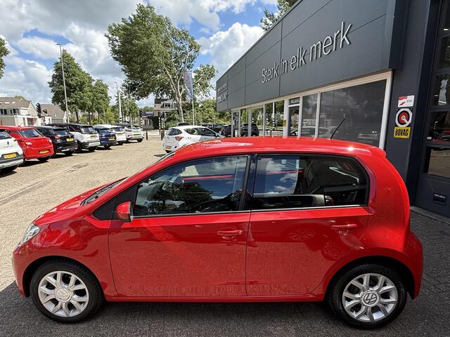 Volkswagen UP! 1.0 BMT up! beats / Airco/ Bluetooth/ Stoelverwarming/ Elektrisch ramen/ LED/ LMV