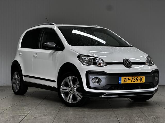 Volkswagen UP! 1.0 TSI BMT cross up! 90 PK!/ 16'' LMV/ Maps + More/ Stoelverw./ Dakrails/ Airco/ Elek. pakket/ Isofix/ Bluetooth/ Multi. LEDER. Stuur/ Mistl./ Extra getint glas/ LED Dagrijverl.