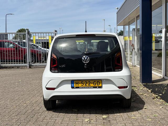 Volkswagen UP! 1.0 BMT move up! / 5-Deurs / NL-Auto / 1e-Eigenaar / LED / DAB Radio-Bluetooth / Airco / ENZ.