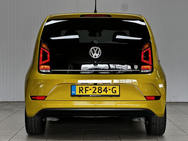 Volkswagen UP! 1.0 BMT R-Line/ Maps+More!/ Camera/ 17''LMV/ Cruise!/ DAB+/ Airco/ Bluetooth/ Multi.LEDER.Stuur/ Elek.Pakket/ Isofix/ PDC Achter.