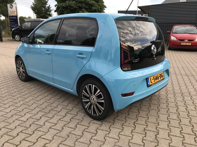 Volkswagen UP! 1.0 BMT high up!