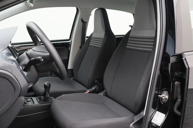 Volkswagen UP! 1.0 BMT move up! 5-Deurs, Airco, Cruise, Elektrische Pakket, PDC, DAB Radio