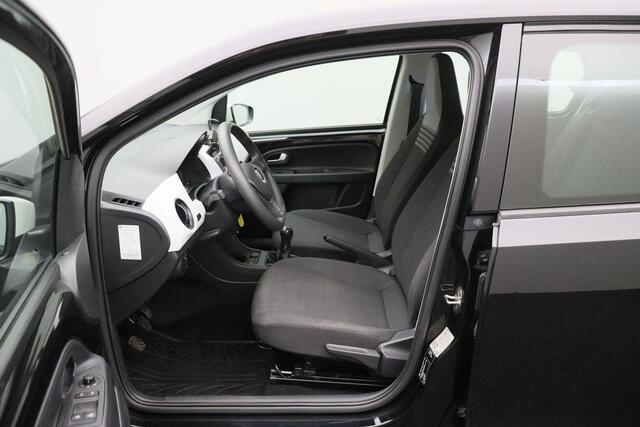 Volkswagen UP! 1.0 BMT move up! 2018 NAP | Airco | Bluetooth | Elektrishe ramen + spiegels | Automatische verlichting | Goede allseason banden