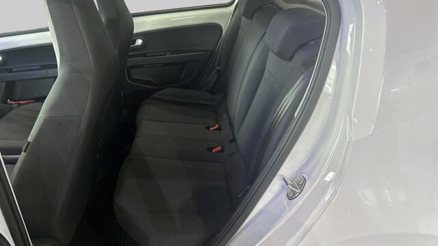 Volkswagen UP! 1.0 BMT move up!