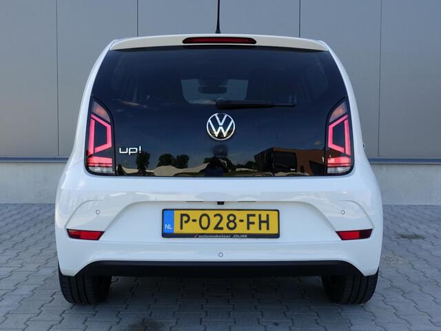 Volkswagen UP! 1.0i R-Line I NL-Auto I 100% dealer I 1e Eig. I Clima I Camera I Cruise I