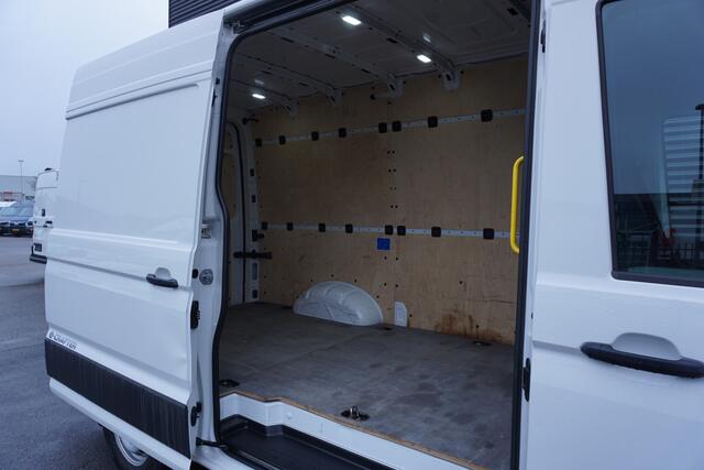 Volkswagen e-Crafter e-Crafter L3H3/L2H2 36 kWh 136pk LED Apple Carplay Camera Navigatie Parkeersensoren Cruisecontrol
