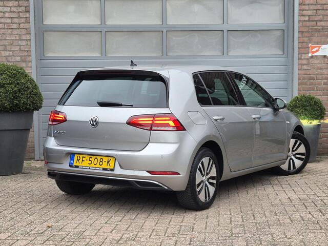 Volkswagen e-Golf Navigate In absolute nieuwstaat.