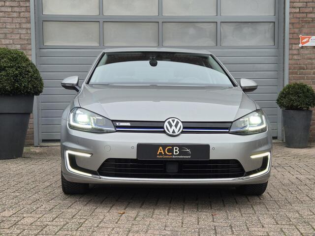 Volkswagen e-Golf Navigate In absolute nieuwstaat.