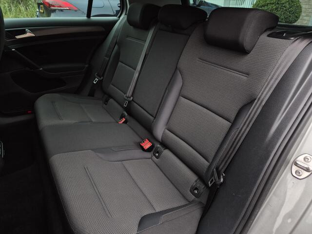 Volkswagen e-Golf Navigate In absolute nieuwstaat.