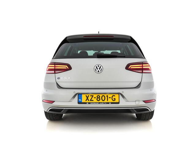 Volkswagen e-Golf (INCL-BTW) *HEATPUMP | VOLLEDER | FULL-LED | ADAPTIVE-CRUISE | VIRTUAL-COCKPIT | KEYLESS | CAMERA | ECC | PDC | APP-CONNECT | COMFORT-SEATS | 17"ALU*