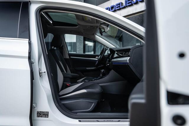 Volkswagen e-Golf Bora-e Airco, Schuif/kanteldak, Leder, Navi, LM16, ENZ