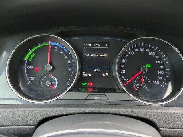Volkswagen e-Golf E-DITION / CAMERA / NAVI / LED/ PARKEERSENSOREN