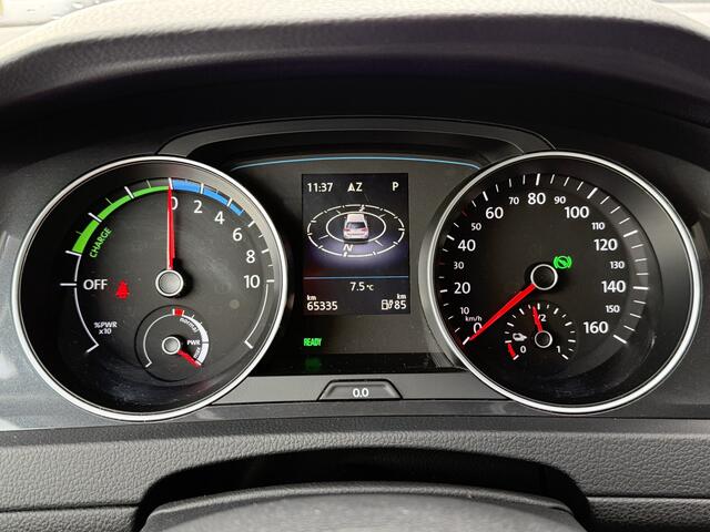 Volkswagen e-Golf BWJ 2020 136 PK E-DITION CLIMA / NAVI / BLUETOOTH / LED / LMV 16 INCH / MULTIFUNCT. STUUR
