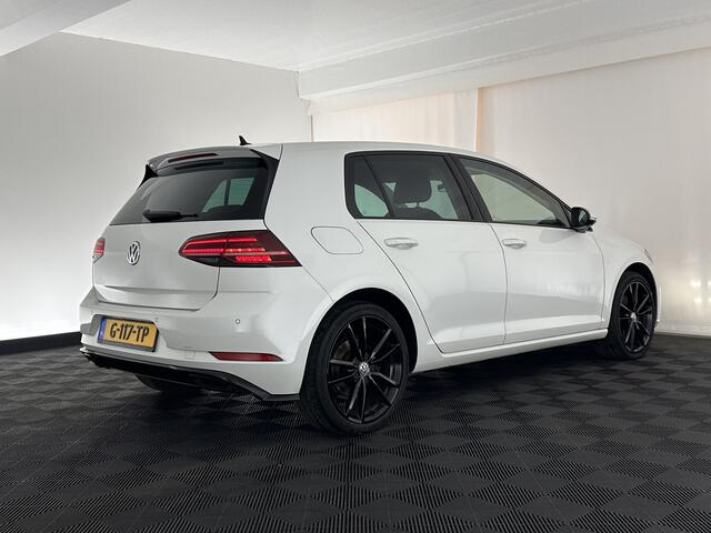 Volkswagen e-Golf E-DITION (INCL.BTW) *FULL-LEATHER | DIGI-COCKPIT | FULL-LED | ADAPTIVE-CRUISE | DYNAUDIO | NAVI-FULLMAP | CAMERA | DAB+ | SPORT-SEATS | HEATED-SEATS | 18''ALU | ECC | PDC