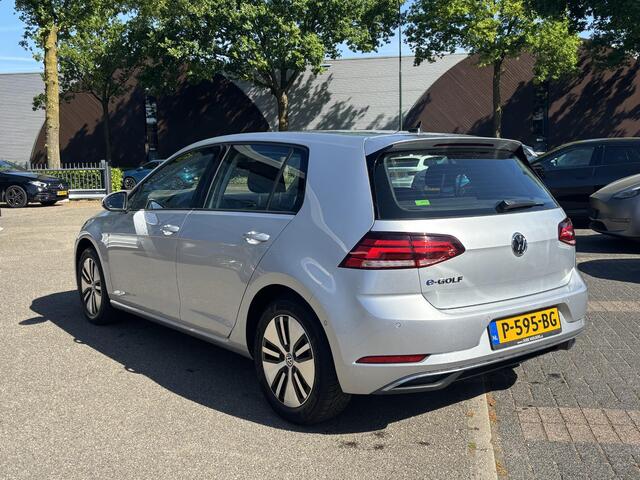 Volkswagen e-Golf e-Golf STOELVERWARMING | KEYLESS | RIJKLAAR INCL. 12 MND. BOVAGGARANTIE