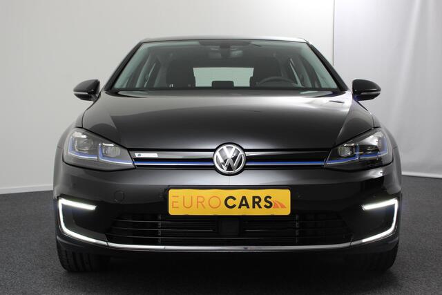 Volkswagen e-Golf e-Golf | Navigatie | Climate Control | Cruise control adaptief | Parkeer sensoren | Lichtmetalen Velgen 17" |