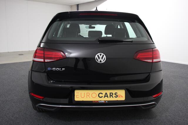 Volkswagen e-Golf e-Golf | Navigatie | Climate Control | Cruise control adaptief | Parkeer sensoren | Lichtmetalen Velgen 17" |