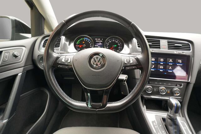 Volkswagen e-Golf e-Golf