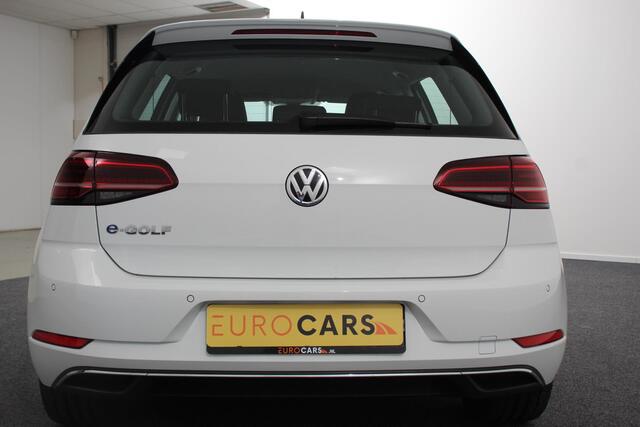 Volkswagen e-Golf e-Golf | Navigatie | Climate control | Digitale Cockpit | Led | Stoelverwarming | Camera |