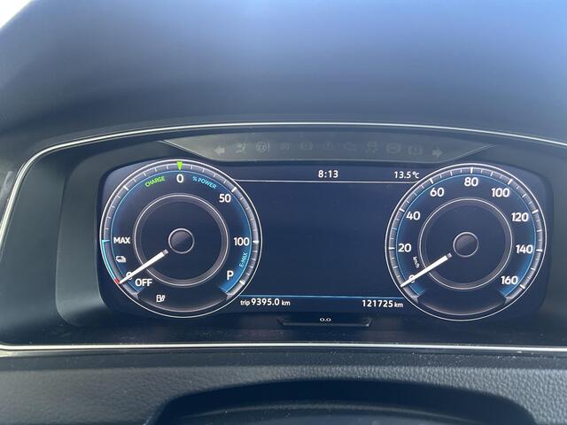 Volkswagen e-Golf e-Golf | Digitaal dash | Adaptive cruise |