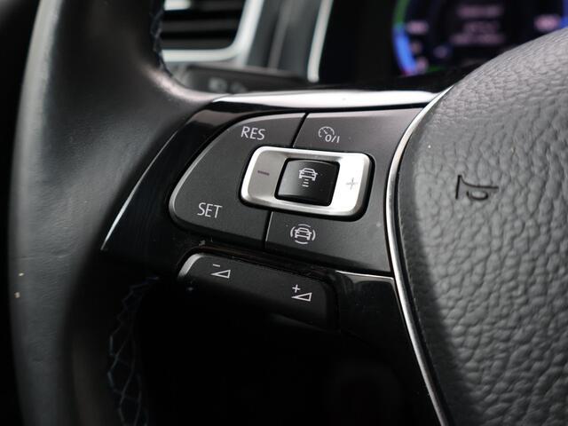 Volkswagen e-Golf e-Golf | 136 PK | SoH 91% | Automaat | Multifunctioneel stuurwiel | Cruisecontrol | Stoelverwarming |