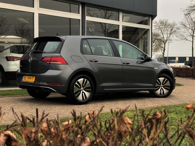 Volkswagen e-Golf 136 pk | DynAudio | Spiegelpakket