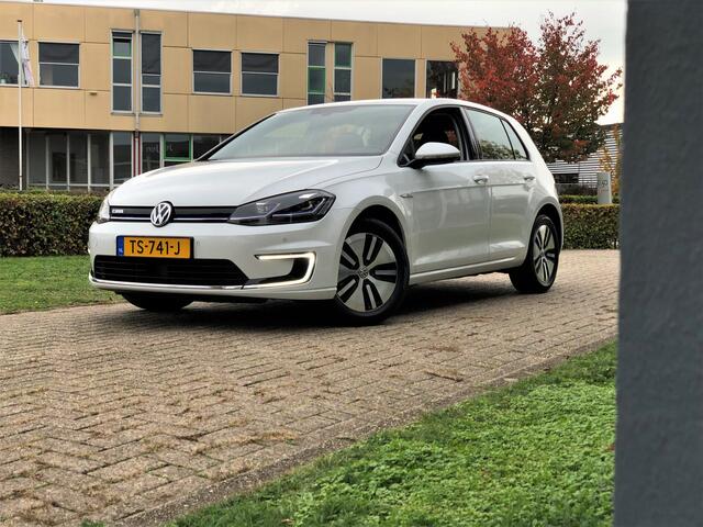 Volkswagen e-Golf 136 pk | Warmtepomp | Parelmoer | App-Connect