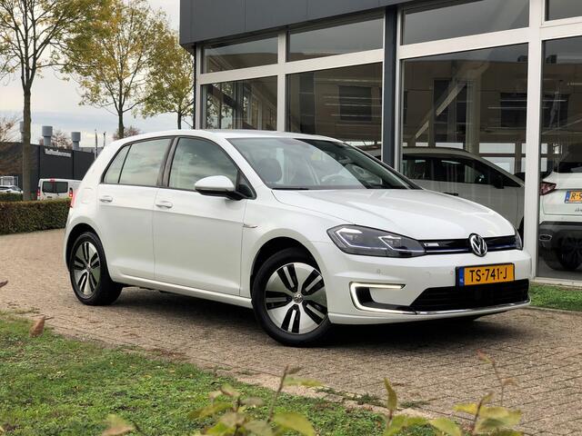 Volkswagen e-Golf 136 pk | Warmtepomp | Parelmoer | App-Connect