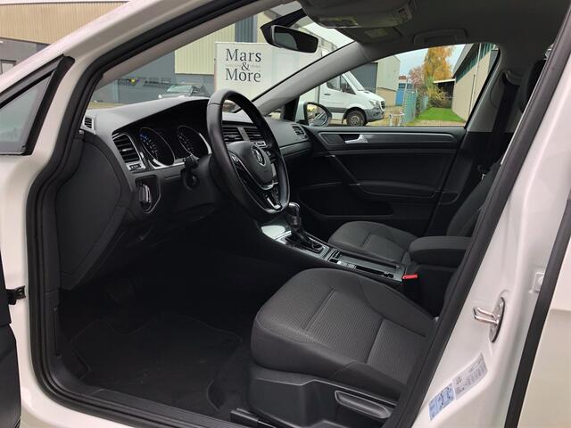 Volkswagen e-Golf 136 pk | Warmtepomp | Parelmoer | App-Connect